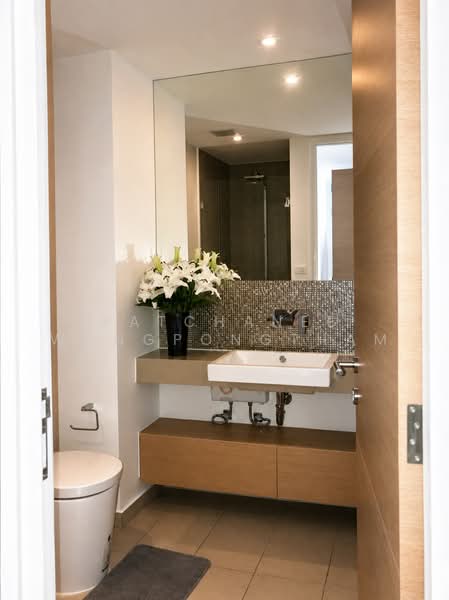 The Lofts Ekkamai, Bangkok, 1415 Sukhumvit Road, Phra Kanong Nua, Watthana, Bangkok, 1 Bedroom, 50 sqm, Condo For Rent, by Ratchanee Wongpongtham, 500496756 - DDproperty.com