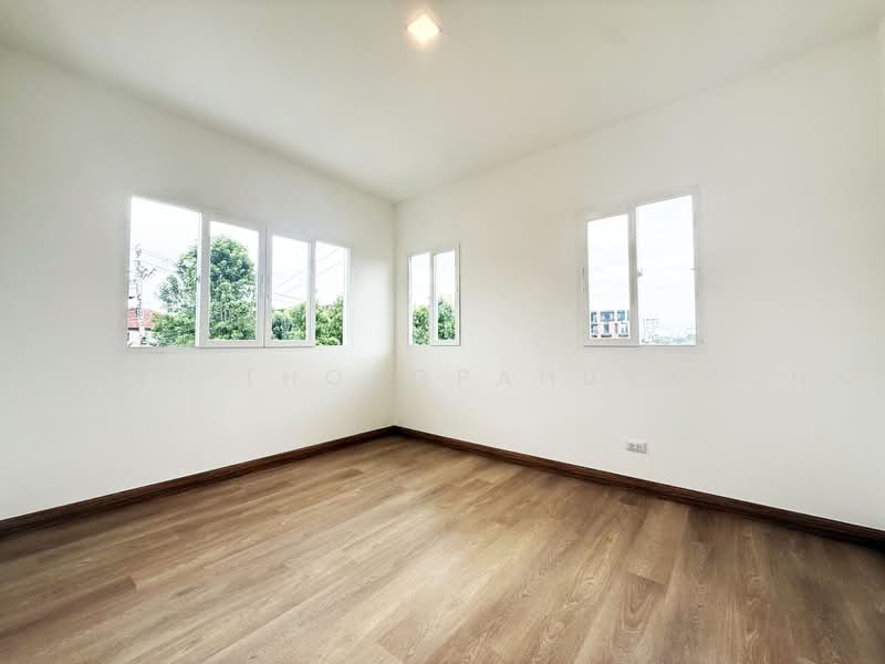 Pruksa Town Phetkasem 81, Bangkok, Soi Petchkasem 81, Nong Kham, Nong Khaem, Bangkok, 3 Bedrooms, 175 sqm, Single Detached House For Sale, by Sumit Thongpahusatcha, 500496757 - DDproperty.com
