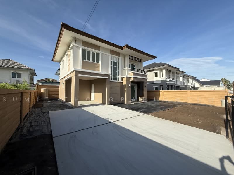 Pruksa Town Phetkasem 81, Bangkok, Soi Petchkasem 81, Nong Kham, Nong Khaem, Bangkok, 3 Bedrooms, 175 sqm, Single Detached House For Sale, by Sumit Thongpahusatcha, 500496757 - DDproperty.com