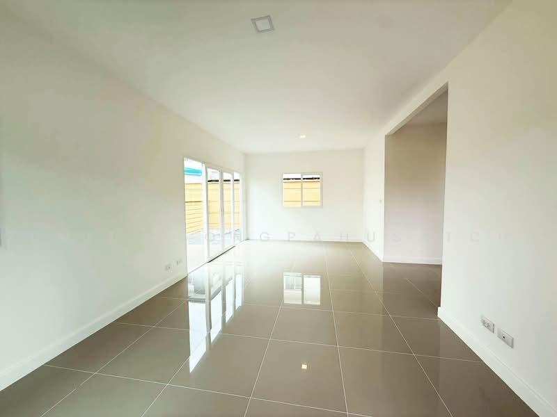 Pruksa Town Serenity 2 Petchkasem 81, Bangkok, Petchkasem Road, Nong Kham, Nong Khaem, Bangkok, 3 Bedrooms, 155 sqm, Single Detached House For Sale, by Sumit Thongpahusatcha, 500496759 - DDproperty.com