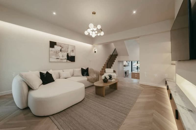 Regent 71 Place, Bangkok, Phra Kanong Nua, Watthana, Bangkok, 5 Bedrooms, 350 sqm, Townhouse For Rent, by รัชกานต์ อัจฉริยะโพธา, 500496763 - DDproperty.com