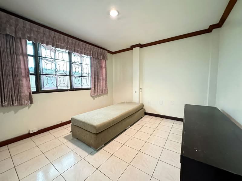 Chidchol Housing, Bangkok, Bang Waek Road, Bang Phai, Bang Khae, Bangkok, 4 Bedrooms, 270 sqm, Single Detached House For Sale, by Sumit Thongpahusatcha, 500496764 - DDproperty.com