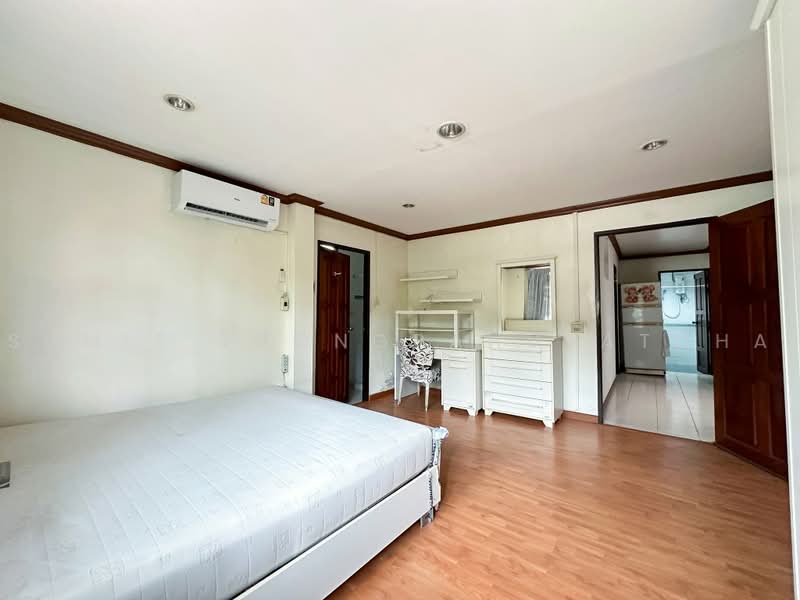 Chidchol Housing, Bangkok, Bang Waek Road, Bang Phai, Bang Khae, Bangkok, 4 Bedrooms, 270 sqm, Single Detached House For Sale, by Sumit Thongpahusatcha, 500496764 - DDproperty.com