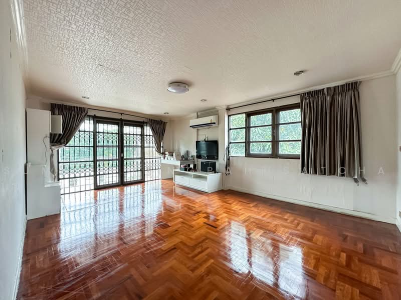 Chidchol Housing, Bangkok, Bang Waek Road, Bang Phai, Bang Khae, Bangkok, 4 Bedrooms, 270 sqm, Single Detached House For Sale, by Sumit Thongpahusatcha, 500496764 - DDproperty.com