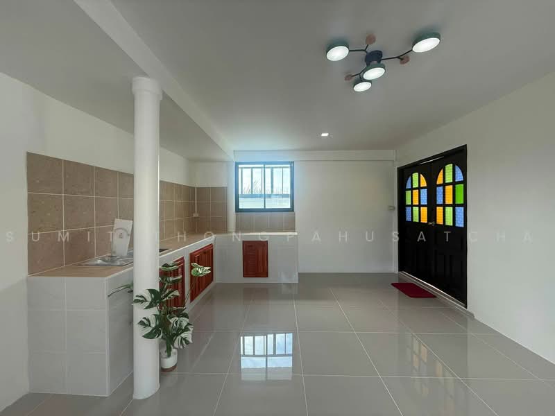Baan Preecha, Nakhon Pathom, Phutthamonthon Sai 4 Road, Krathum Lom, Sam Phran, Nakhon Pathom, 4 Bedrooms, 200 sqm, Single Detached House For Sale, by Sumit Thongpahusatcha, 500496765 - DDproperty.com