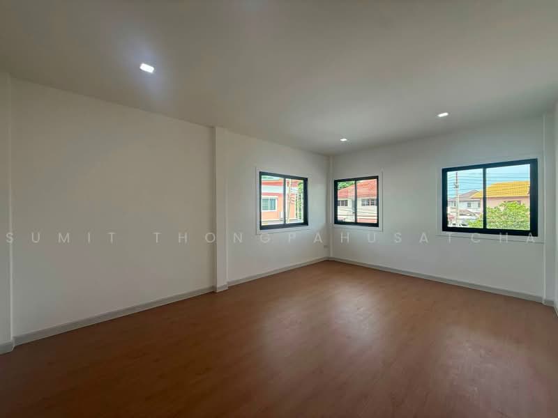 Baan Preecha : บ้านปรีชา, นครปฐม, ถนน พุทธมณฑลสาย 4, กระทุ่มล้ม, สามพราน, นครปฐม, 200 ตร.ม., บ้านเดี่ยว ขาย, โดย Sumit Thongpahusatcha, 500496765 - DDproperty.com