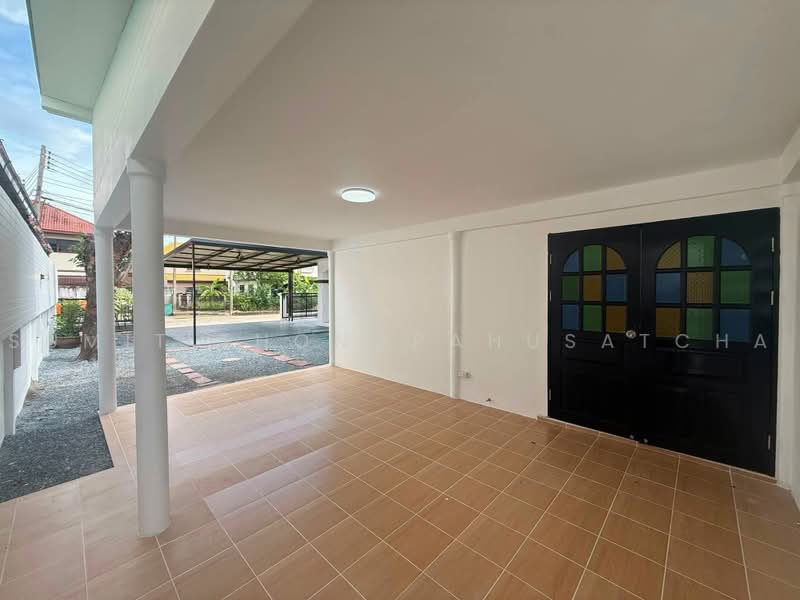 Baan Preecha, Nakhon Pathom, Phutthamonthon Sai 4 Road, Krathum Lom, Sam Phran, Nakhon Pathom, 4 Bedrooms, 200 sqm, Single Detached House For Sale, by Sumit Thongpahusatcha, 500496765 - DDproperty.com