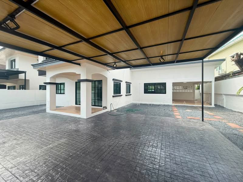 Baan Preecha : บ้านปรีชา, นครปฐม, ถนน พุทธมณฑลสาย 4, กระทุ่มล้ม, สามพราน, นครปฐม, 200 ตร.ม., บ้านเดี่ยว ขาย, โดย Sumit Thongpahusatcha, 500496765 - DDproperty.com