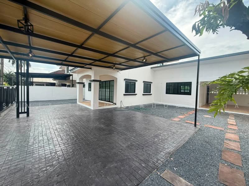 Baan Preecha, Nakhon Pathom, Phutthamonthon Sai 4 Road, Krathum Lom, Sam Phran, Nakhon Pathom, 4 Bedrooms, 200 sqm, Single Detached House For Sale, by Sumit Thongpahusatcha, 500496765 - DDproperty.com