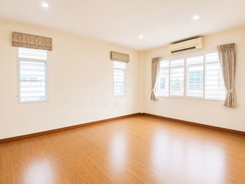 Rattanawadee Regent, Bangkok, Bangwaek Road, Bang Phai, Bang Khae, Bangkok, 4 Bedrooms, 300 sqm, Single Detached House For Sale, by Sumit Thongpahusatcha, 500496769 - DDproperty.com