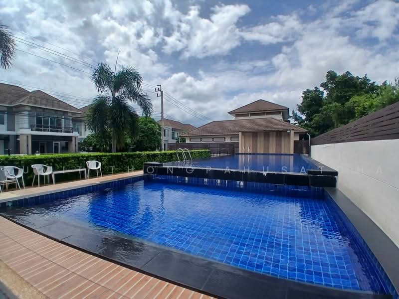 Rattanawadee Regent, Bangkok, Bangwaek Road, Bang Phai, Bang Khae, Bangkok, 4 Bedrooms, 300 sqm, Single Detached House For Sale, by Sumit Thongpahusatcha, 500496769 - DDproperty.com