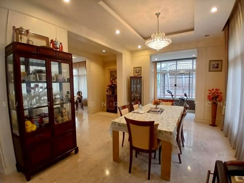 Kranwadee Phutthamonthon Sai 3, Bangkok, Phutthamonthon 3 Road, Bang Phai, Bang Khae, Bangkok, 3 Bedrooms, 300 sqm, Single Detached House For Sale, by Sumit Thongpahusatcha, 500496770 - DDproperty.com