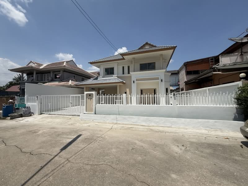 Baan Preecha, Nakhon Pathom, Phutthamonthon Sai 4 Road, Krathum Lom, Sam Phran, Nakhon Pathom, 3 Bedrooms, 150 sqm, Single Detached House For Sale, by Sumit Thongpahusatcha, 500496772 - DDproperty.com