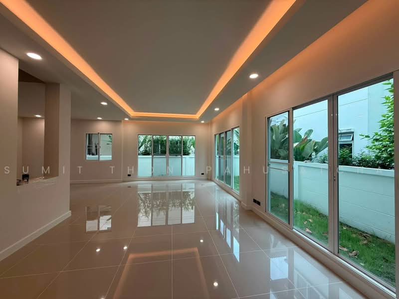 Grand Bangkok Boulevard Sathorn-Pinklao, Bangkok, Ratchaphruek Road, Bang Ra Mat, Taling Chan, Bangkok, 3 Bedrooms, 225 sqm, Single Detached House For Sale, by Sumit Thongpahusatcha, 500496773 - DDproperty.com