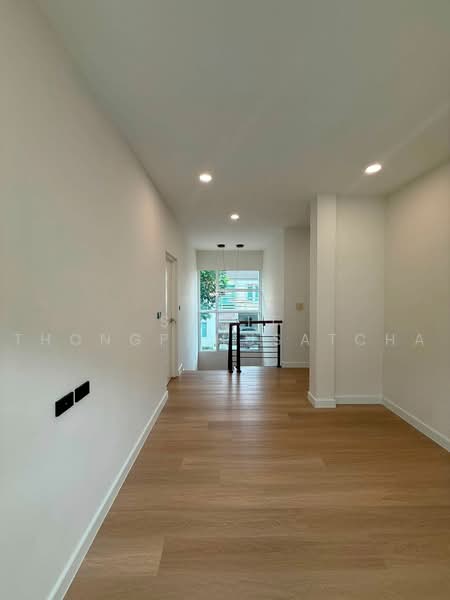 Grand Bangkok Boulevard Sathorn-Pinklao, Bangkok, Ratchaphruek Road, Bang Ra Mat, Taling Chan, Bangkok, 3 Bedrooms, 225 sqm, Single Detached House For Sale, by Sumit Thongpahusatcha, 500496773 - DDproperty.com