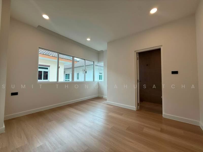 Grand Bangkok Boulevard Sathorn-Pinklao, Bangkok, Ratchaphruek Road, Bang Ra Mat, Taling Chan, Bangkok, 3 Bedrooms, 225 sqm, Single Detached House For Sale, by Sumit Thongpahusatcha, 500496773 - DDproperty.com