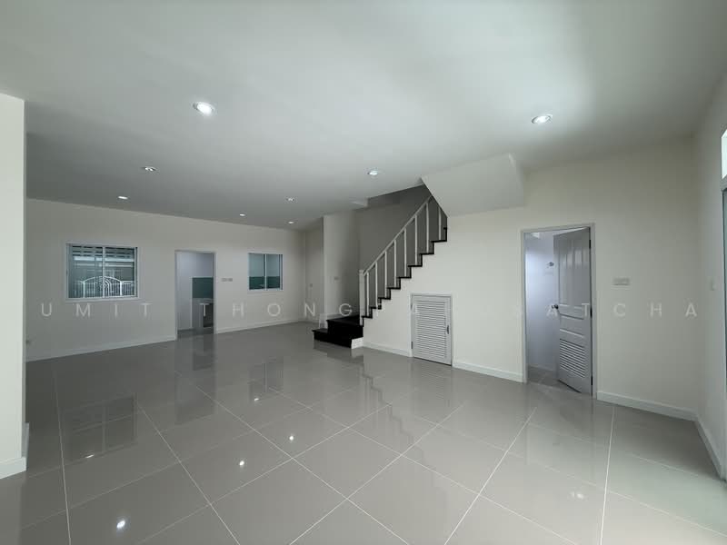 Prinyaluck Light Rama 5, Nonthaburi, Bang Krang, Muang Nonthaburi, Nonthaburi, 3 Bedrooms, 150 sqm, Townhouse For Sale, by Sumit Thongpahusatcha, 500496778 - DDproperty.com