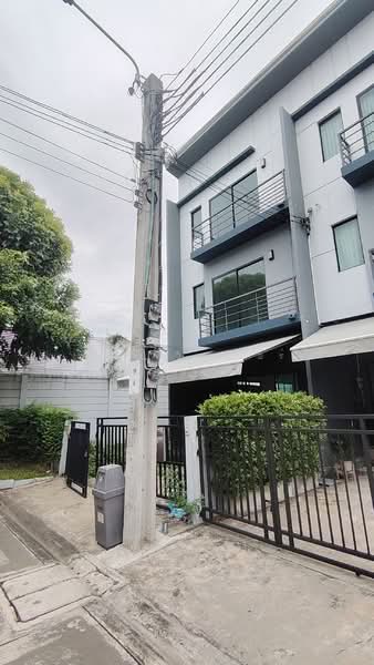 Baan Klang Muang Rama 9-On Nut, Bangkok, Bangkok-Chonburi New Road, Prawet, Prawet, Bangkok, 3 Bedrooms, 145 sqm, Townhouse For Sale, by เหน่ง วินเนอร์, 500496806 - DDproperty.com