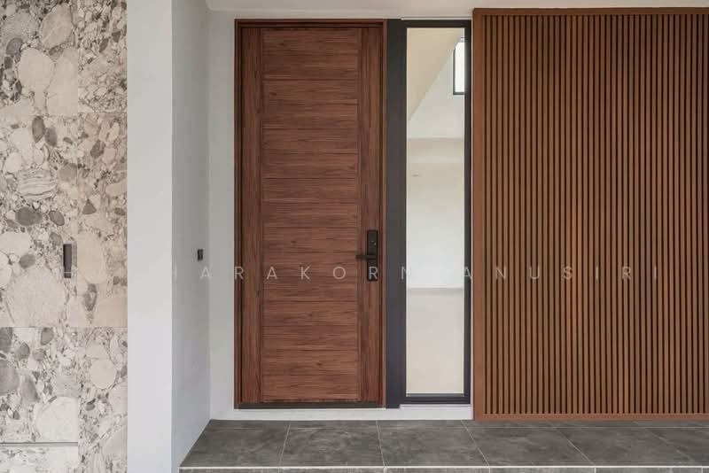 undefined, Bangkok, Khlong Song Ton Nun, Lat Krabang, Bangkok, 4 Bedrooms, 400 sqm, Single Detached House For Sale, by Phacharakorn Anusiri, 500496825 - DDproperty.com