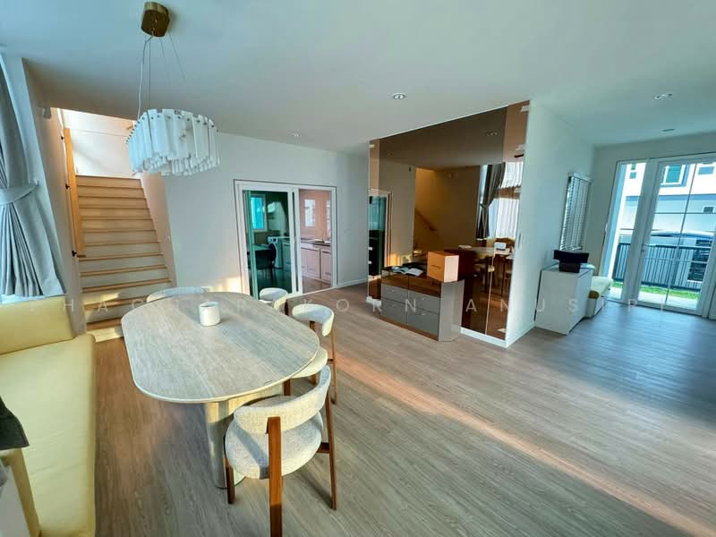 Saransiri Chatuchot, Bangkok, O-Ngoen, Sai Mai, Bangkok, 4 Bedrooms, 244 sqm, Single Detached House For Rent, by Phacharakorn Anusiri, 500496830 - DDproperty.com