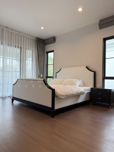 Setthasiri Bangna Km.10, Samut Prakan, Bangphli Yai, Bang Plee, Samut Prakan, 4 Bedrooms, 247 sqm, Single Detached House For Rent, by Chotika Rakrungrueang, 500496842 - DDproperty.com