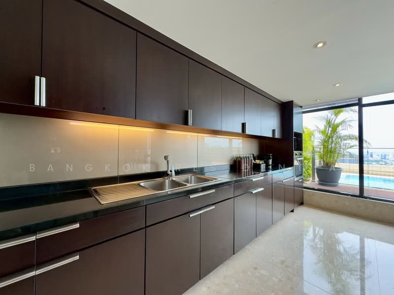 Emporium Suites by Chatrium, Bangkok, 622 Sukhumvit 24 Road, Khong Tan, Khlong Toei, Bangkok, 3 Bedrooms, 550 sqm, Apartment For Rent, by Bangkok Residential, 500496869 - DDproperty.com