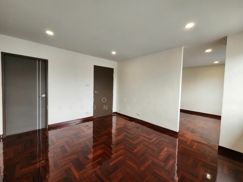 4-BR Townhouse, Bangkok, Bang Bamru, Bang Phlat, Bangkok, 4 Bedrooms, 380 sqm, Townhouse For Rent, by Chotika   Rakrungrueang, 500496884 - DDproperty.com