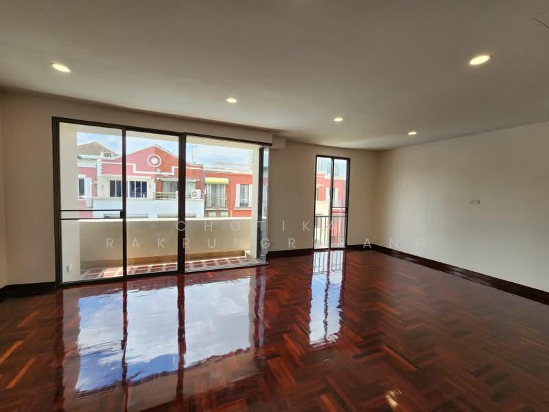 4-BR Townhouse, Bangkok, Bang Bamru, Bang Phlat, Bangkok, 4 Bedrooms, 380 sqm, Townhouse For Rent, by Chotika   Rakrungrueang, 500496884 - DDproperty.com