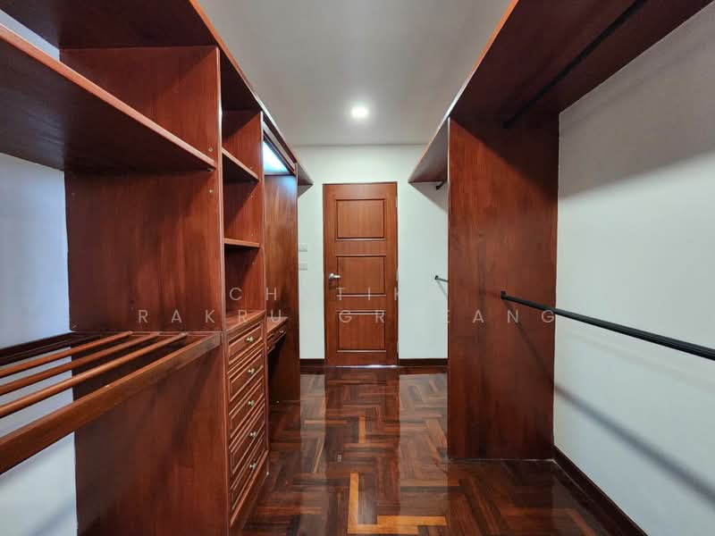 4-BR Townhouse, Bangkok, Bang Bamru, Bang Phlat, Bangkok, 4 Bedrooms, 380 sqm, Townhouse For Rent, by Chotika   Rakrungrueang, 500496884 - DDproperty.com