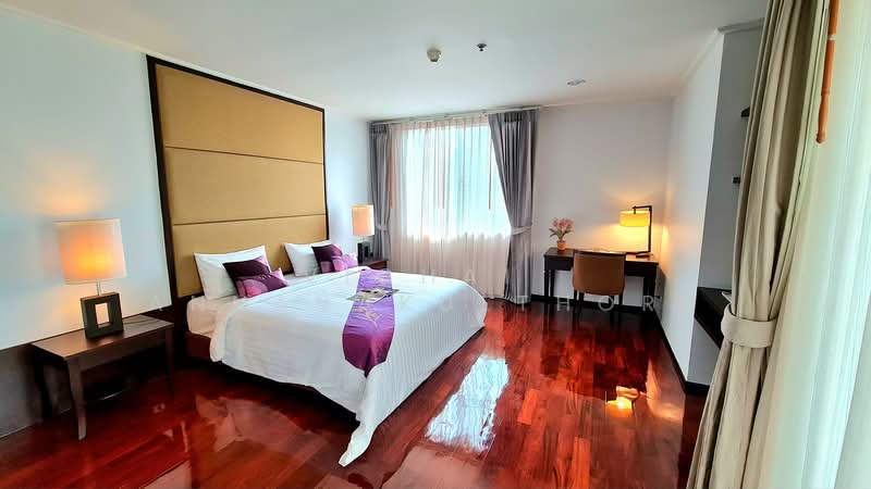 Piyathip Place, Bangkok, 24 Soi Prommitr, Khlong Tan Nua, Watthana, Bangkok, 2 Bedrooms, 173 sqm, Apartment For Rent, by Vichai Annavakulthorn, 500496908 - DDproperty.com