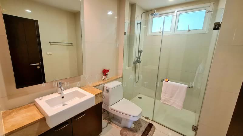 Piyathip Place, Bangkok, 24 Soi Prommitr, Khlong Tan Nua, Watthana, Bangkok, 2 Bedrooms, 173 sqm, Apartment For Rent, by Vichai Annavakulthorn, 500496908 - DDproperty.com