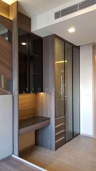 The Esse Asoke, Bangkok, 333 Soi Sukhumvit 21, Sukhumvit Road, Khlongtoei Nua, Watthana, Bangkok, 2 Bedrooms, 75 sqm, Condo For Rent, by Vichai Annavakulthorn, 500496927 - DDproperty.com