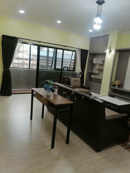 President Park Sukhumvit 24, Bangkok, 99 Sukhumvit 24 Alley, Khlongtoei Nua, Watthana, Bangkok, 2 Bedrooms, 100 sqm, Condo For Rent, by Vichai Annavakulthorn, 500496947 - DDproperty.com
