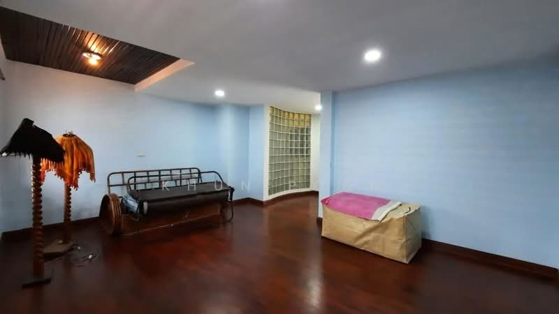 For Sale / Rent | 4-Storey Townhouse | Location Pattanakarn 44 (SPSSR365), Bangkok, พัฒนาการ 44, Suan Luang, Bangkok, 5 Bedrooms, 300 sqm, Townhouse For Sale, by Khun Poon, 500496956 - DDproperty.com