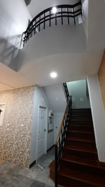 For Sale / Rent | 4-Storey Townhouse | Location Pattanakarn 44 (SPSSR365), Bangkok, พัฒนาการ 44, Suan Luang, Bangkok, 5 Bedrooms, 300 sqm, Townhouse For Sale, by Khun Poon, 500496956 - DDproperty.com