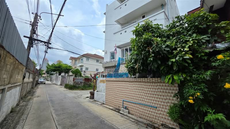 อาคารพาณิชย์ 3 ชั้น 25 ตร.ว. ซอยเจริญกรุง109 แยก16 ถนนเจริญกรุง, Bangkok, ถนนเจริญกรุง, Bang Rak, Bangkok, , 300 sqm, Shophouse For Sale, by คุณ แป้งพิม ไซรัน (มุกญ์), 500496962 - DDproperty.com