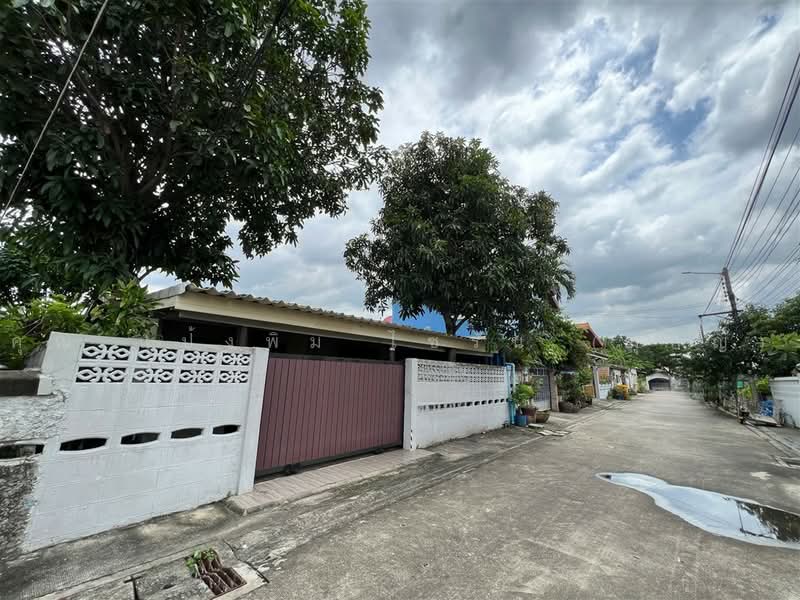 Mu Ban Bua Khao Ramkhamhaeng 178 : หมู่บ้านบัวขาว รามคําแหง178, Bangkok, ถนนรามคำแหง, Min Buri, Bangkok, 3 Bedrooms, 200 sqm, Single Detached House For Sale, by คุณ แป้งพิม ไซรัน (มุกญ์), 500496993 - DDproperty.com
