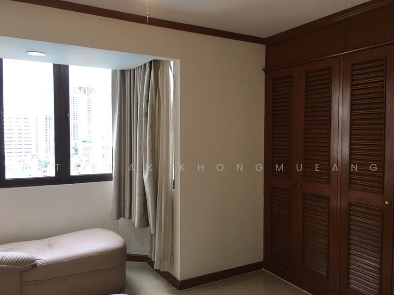 Omni Tower Sukhumvit Nana, Bangkok, 69 Sukhumvit 4 Alley, Khlong Toei, Bangkok, 2 Bedrooms, 76 sqm, Condo For Sale, by Kritaphak Khongmueang, 500497018 - DDproperty.com