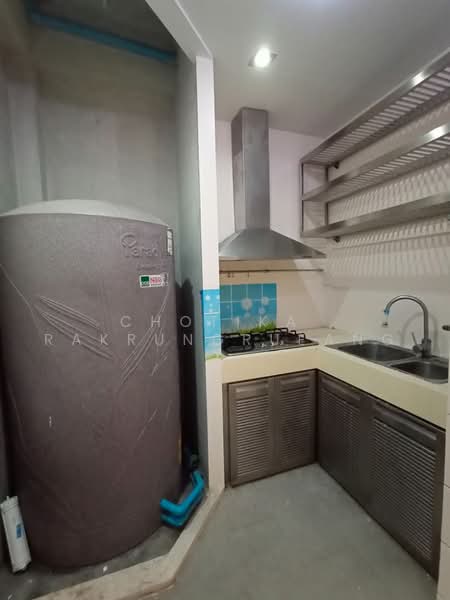 3-BR Townhouse, Bangkok, Chong Nonsi, Yan Nawa, Bangkok, 3 Bedrooms, 263 sqm, Townhouse For Sale, by Chotika Rakrungrueang, 500497027 - DDproperty.com