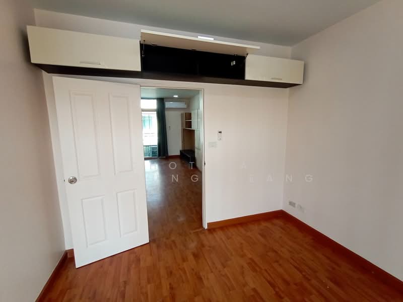 3-BR Townhouse, Bangkok, Chong Nonsi, Yan Nawa, Bangkok, 3 Bedrooms, 263 sqm, Townhouse For Sale, by Chotika Rakrungrueang, 500497027 - DDproperty.com