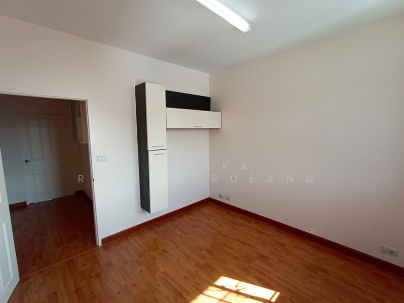 3-BR Townhouse, Bangkok, Chong Nonsi, Yan Nawa, Bangkok, 3 Bedrooms, 263 sqm, Townhouse For Sale, by Chotika Rakrungrueang, 500497027 - DDproperty.com