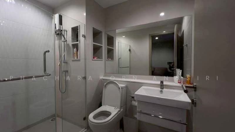 Life Ladprao, Bangkok, 992 Ladprao Road, Jom Phon, Chatuchak, Bangkok, 2 Bedrooms, 50 sqm, Condo For Rent, by Phacharakorn Anusiri, 500497040 - DDproperty.com