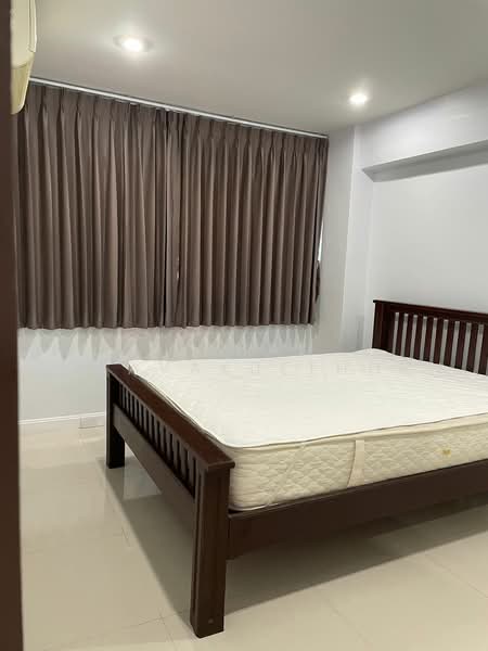 Thonglor Tower, Bangkok, Soi Thonglor, Sukhumvit 55 Road, Khlongtoei Nua, Watthana, Bangkok, 2 Bedrooms, 49 sqm, Condo For Rent, by Vichai Annavakulthorn, 500497041 - DDproperty.com