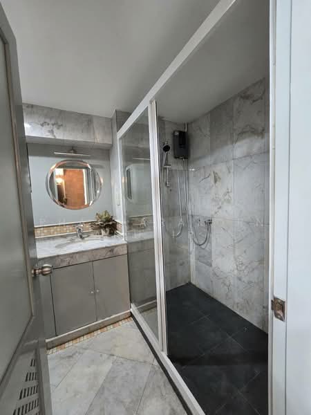 Sithakarn Condominium, Bangkok, 19 22 Chit Lom Alley, Lumphini, Pathum Wan, Bangkok, 2 Bedrooms, 245 sqm, Condo For Rent, by Phacharakorn Anusiri, 500497063 - DDproperty.com