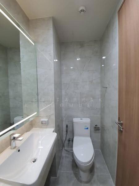Noble Around Sukhumvit 33, Bangkok, 17 Soi Sukhumvit 33, Khlong Tan Nua, Watthana, Bangkok, 1 Bedroom, 31 sqm, Condo For Rent, by Kritaphak Khongmueang, 500497078 - DDproperty.com
