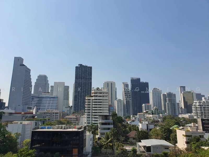 Noble Around Sukhumvit 33, Bangkok, 17 Soi Sukhumvit 33, Khlong Tan Nua, Watthana, Bangkok, 1 Bedroom, 31 sqm, Condo For Rent, by Kritaphak Khongmueang, 500497078 - DDproperty.com