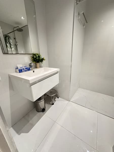 Pattaya Hill Resort, Chon Buri (Pattaya), 2 Pratumnak, Nong Pru, Bang Lamung (Pattaya), Chon Buri (Pattaya), Studio, 42 sqm, Condo For Rent, by Pukkawadee Thapmathi, 500497104 - DDproperty.com
