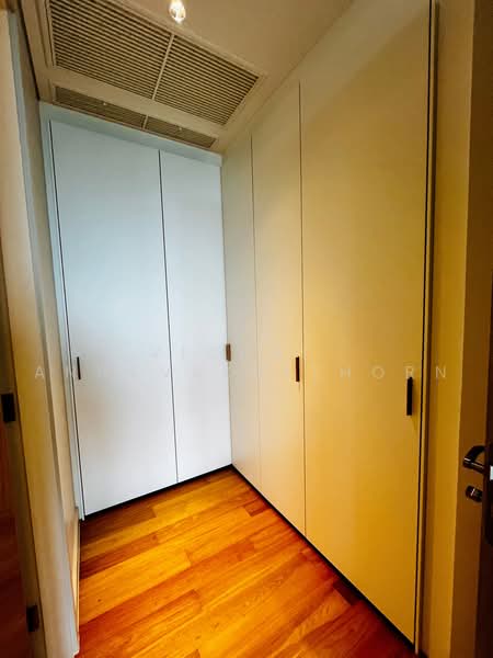 Sindhorn Residence, Bangkok, 54 Soi Ton Son, Lumphini, Pathum Wan, Bangkok, 2 Bedrooms, 112 sqm, Condo For Rent, by Vichai Annavakulthorn, 500497109 - DDproperty.com