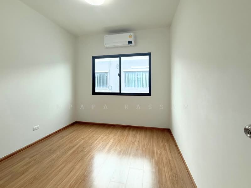 Grande Pleno Watcharapol-Sukhaphiban 5, Bangkok, Sukhapibal 5 Road, O-Ngoen, Sai Mai, Bangkok, 3 Bedrooms, 100 sqm, Townhouse For Sale, by Punpapa Rassamee, 500497114 - DDproperty.com