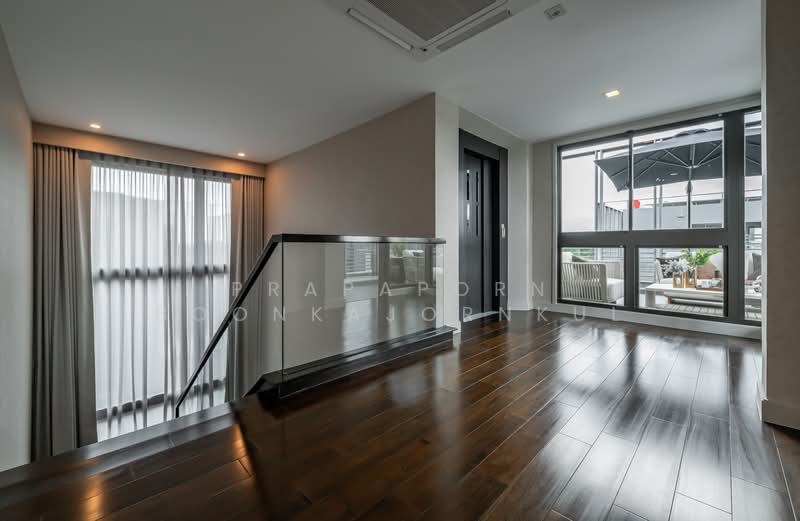 95E1 (Ninety-Five East One), Bangkok, 95 Soi Yothin Phattana 3, Khlong Chan, Bang Kapi, Bangkok, 4 Bedrooms, 846 sqm, Single Detached House For Sale, by Prapaporn Boonkajonkul, 500497117 - DDproperty.com